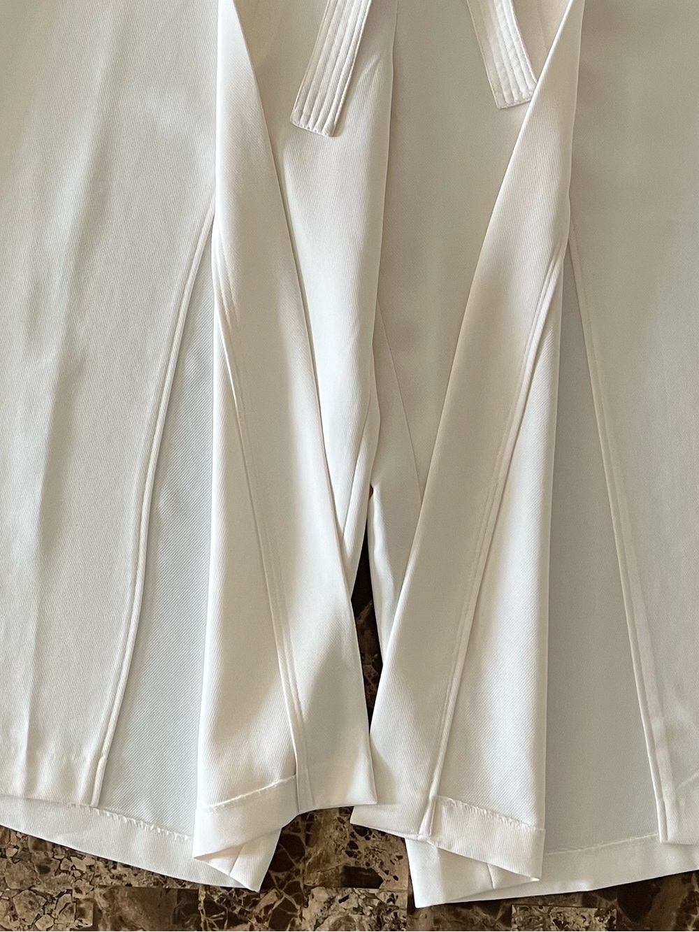 DKNY High-Waist High Drape 
Split-Leg Ivory Pants with Tie Belt - Picture 10 of 12
